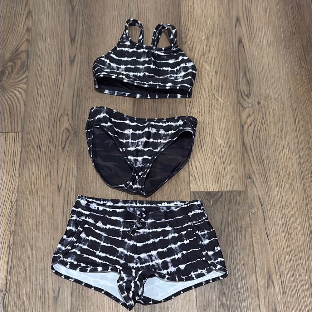 Black and White athleta Tie-Dye Bikini Set size 7 kids
